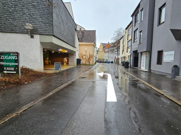 Zufahrt zum Parkhaus Mauer über Webergasse