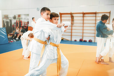 Judo-Sportler bei der Übung